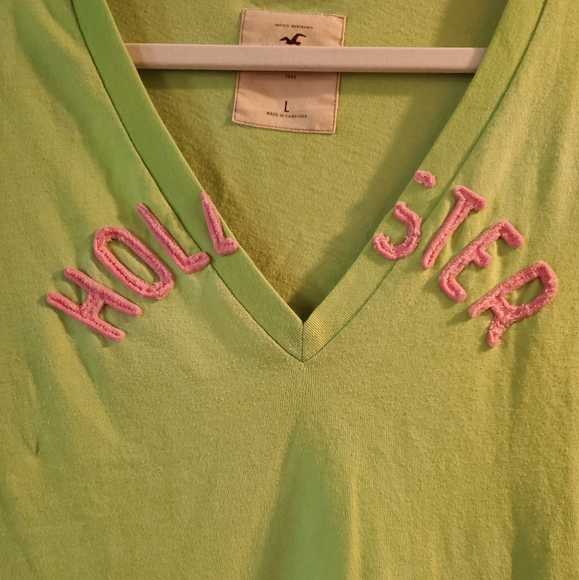 🌻Women's Hollister Shirt🌻 - Picture 3 of 8